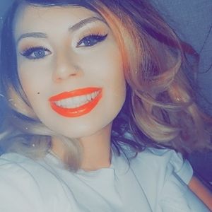 Meet your Posher, Kimberlyn